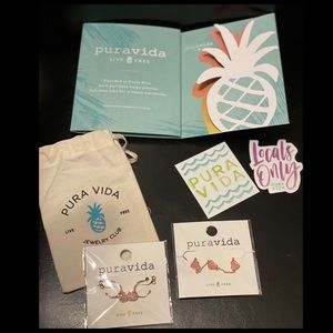 Pura Vida Rose Gold Necklace and Earring set